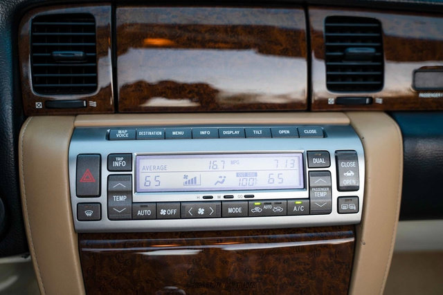 Used 2008 Lexus SC 430 Convertible RWD image 32