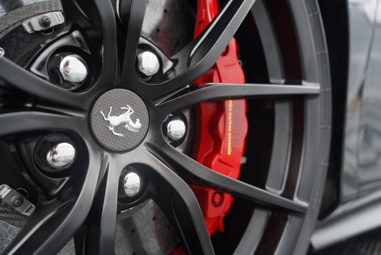 Used 2020 Ferrari 488 Pista Coupe RWD image 79