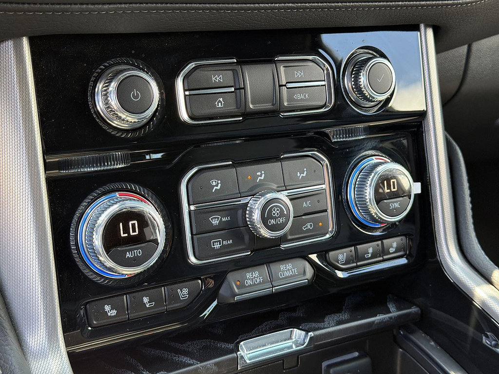Used 2024 GMC Yukon Denali AWD/4WD image 37