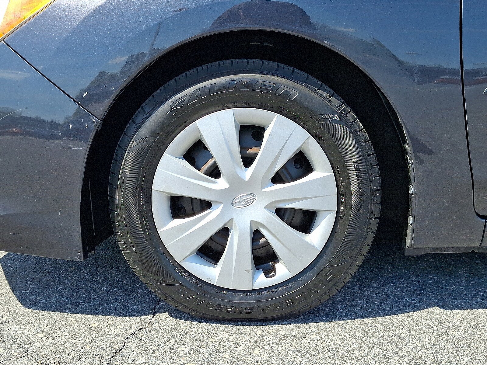 Used 2013 Subaru Impreza 2.0i AWD/4WD image 9
