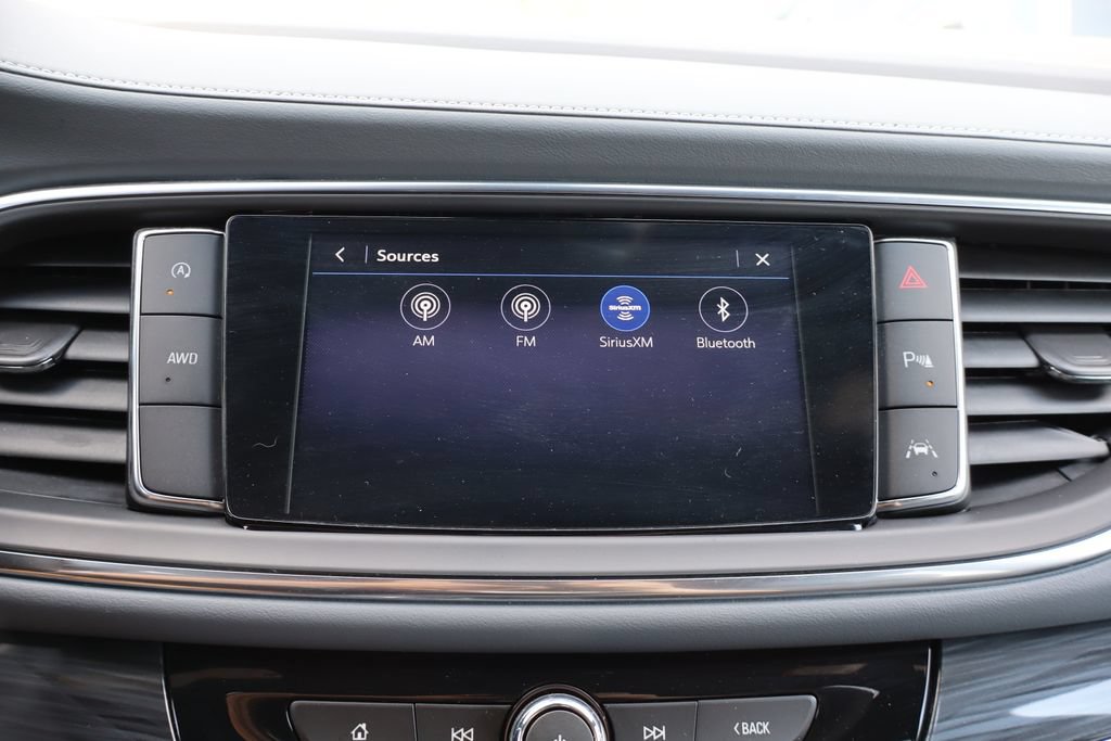 Certified 2024 Buick Enclave Essence w/ Technology Package AWD/4WD image 18