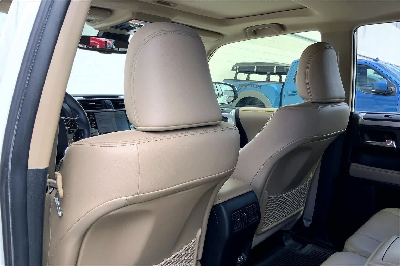 Used 2022 Toyota 4Runner Limited AWD/4WD image 13