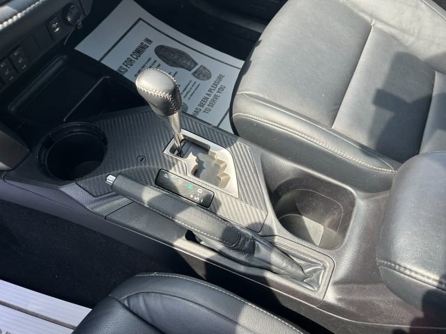 Used 2015 Toyota RAV4 Limited image 18