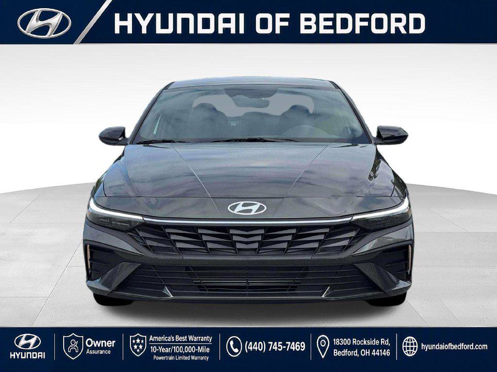 New 2026 Hyundai Elantra Sport FWD image 15