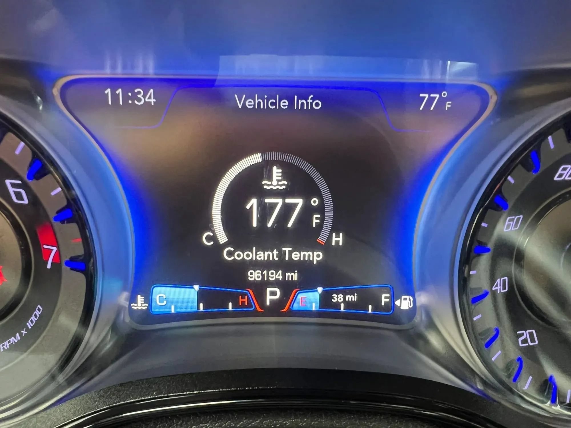 Used 2018 Chrysler 300 S w/ 300S Premium Group RWD image 17