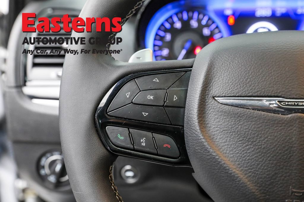 Used 2023 Chrysler 300 S image 15