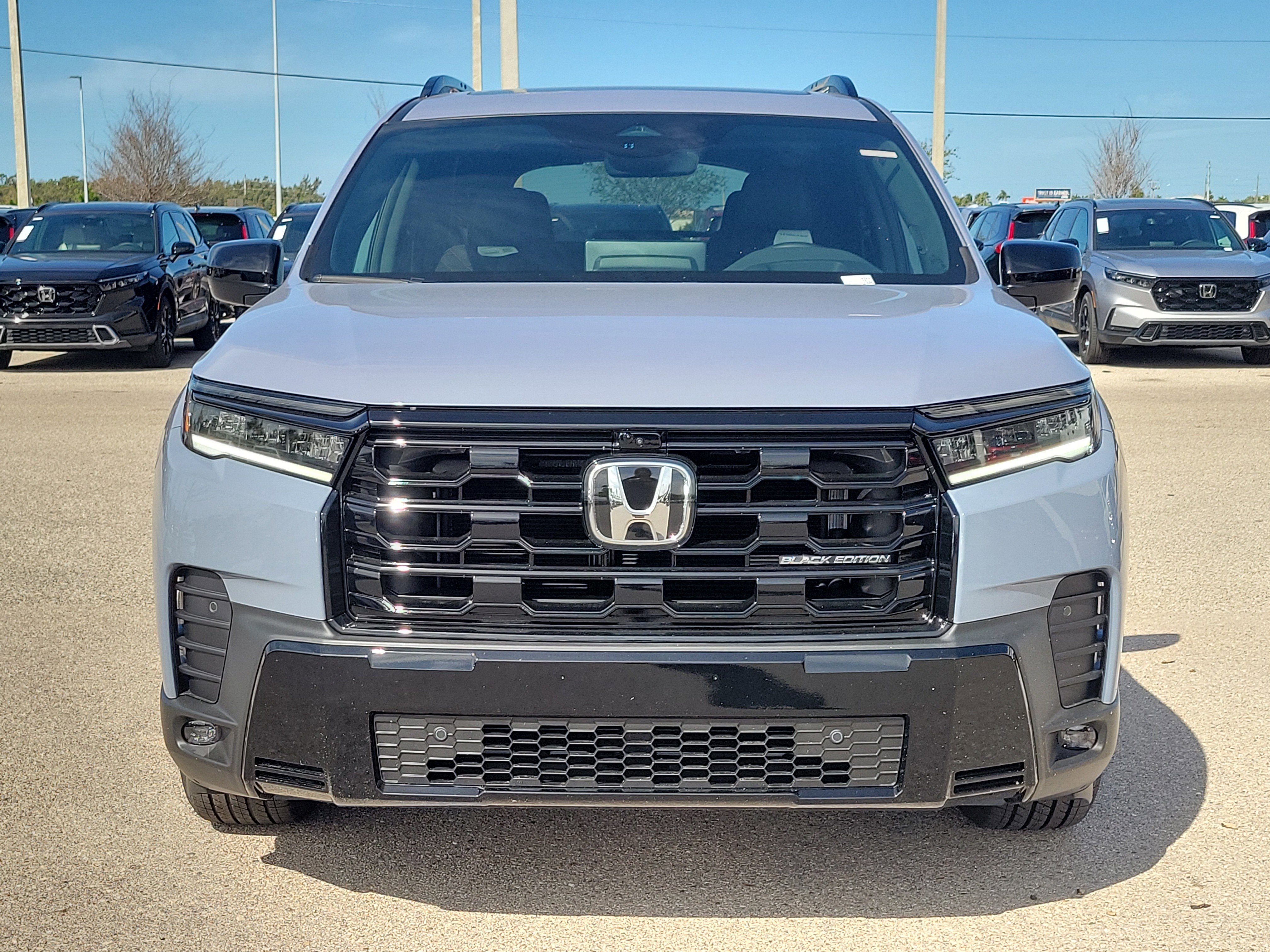 New 2026 Honda Pilot Black Edition video 2