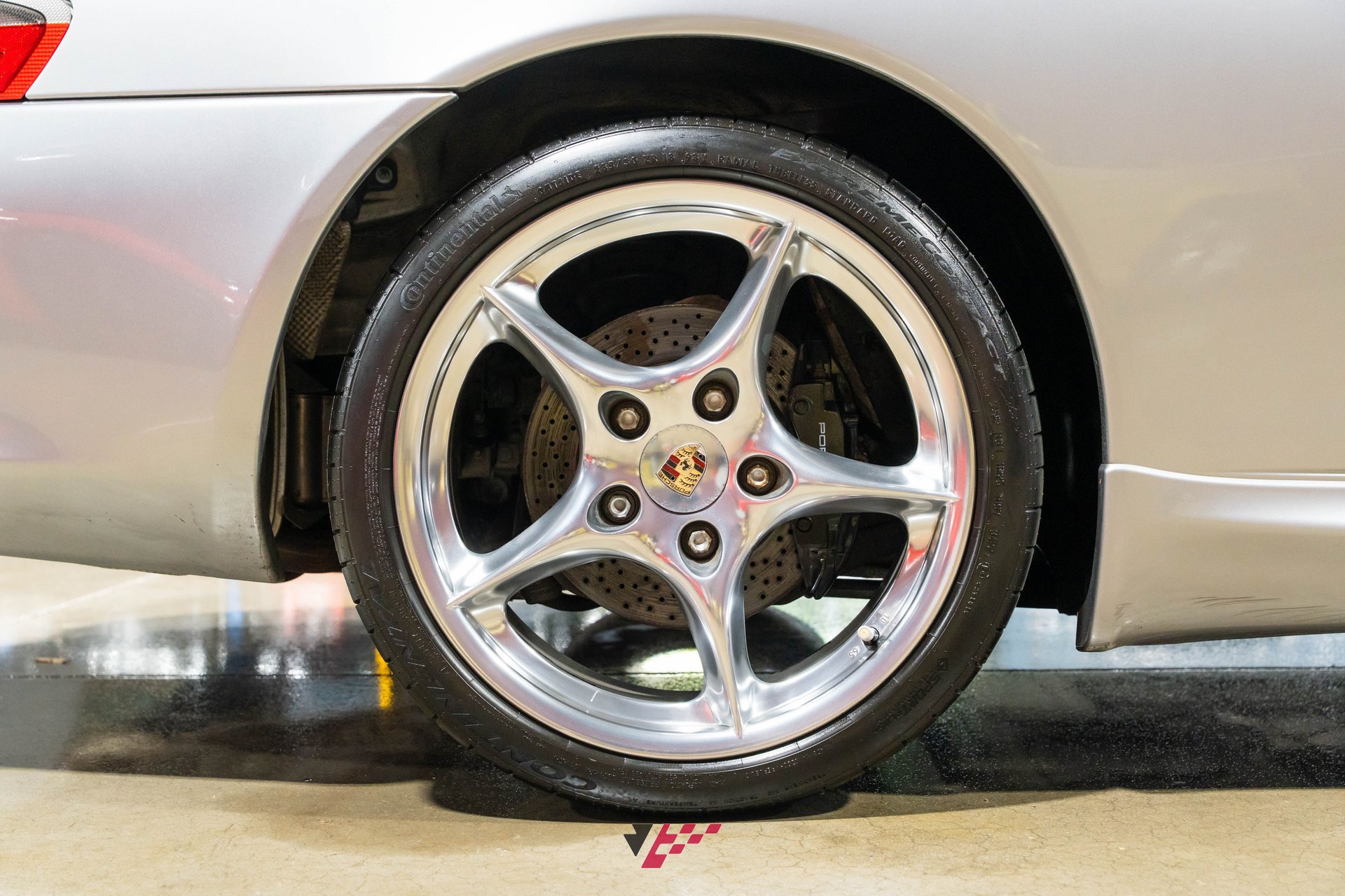 Used 2004 Porsche 911 40th Anniversary RWD image 21