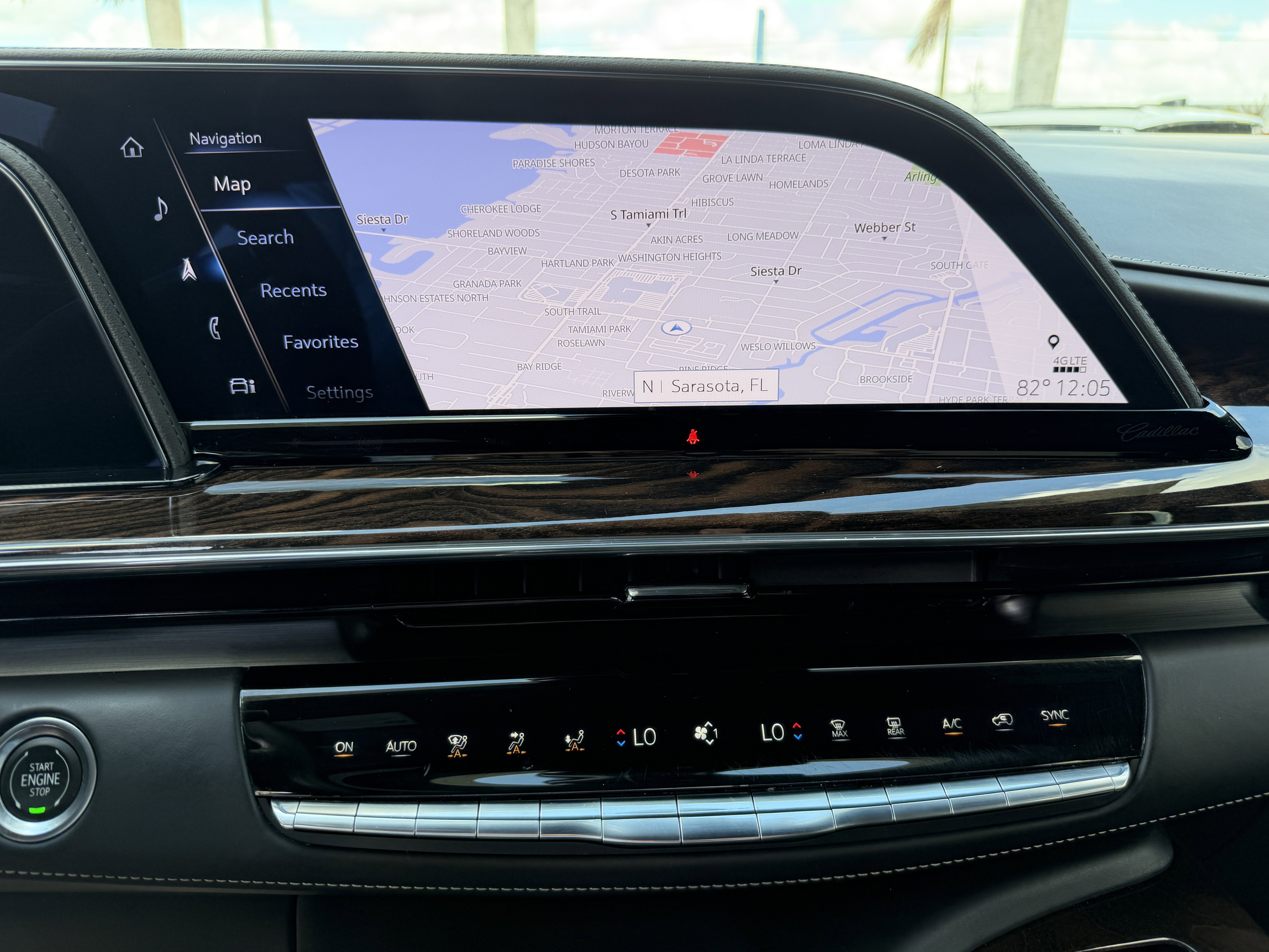 Certified 2023 Cadillac Escalade Premium Luxury Platinum w/ LPO, Radiant Package image 22