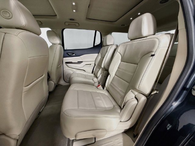 Used 2023 GMC Acadia Denali w/ Denali Ultimate Package AWD/4WD image 28