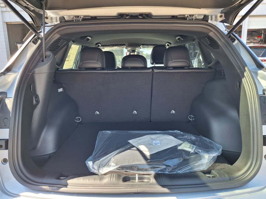 New 2026 Jeep Compass Limited image 16