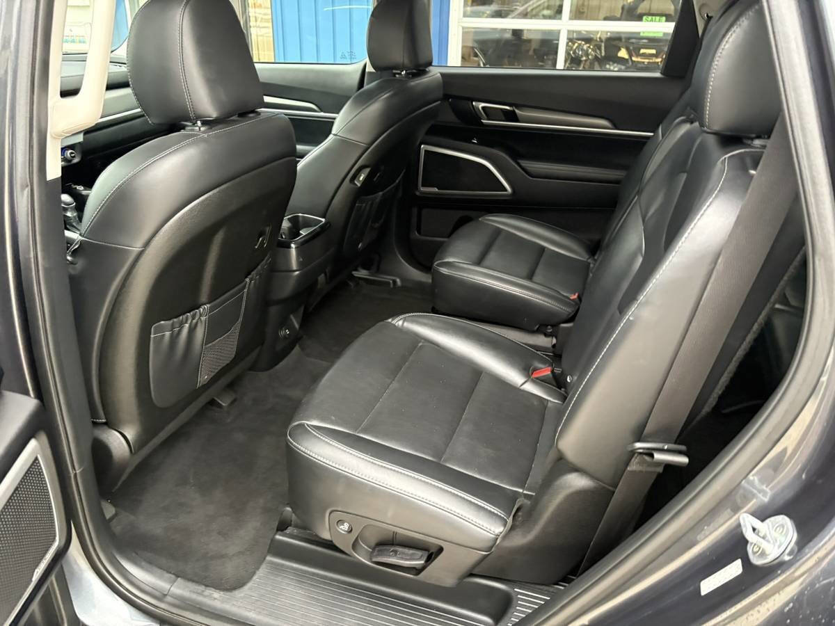 Used 2020 Kia Telluride S image 10