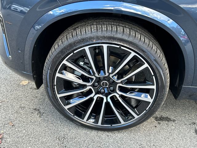 New 2026 Volvo XC90 B6 Ultra w/ Protection Package image 8