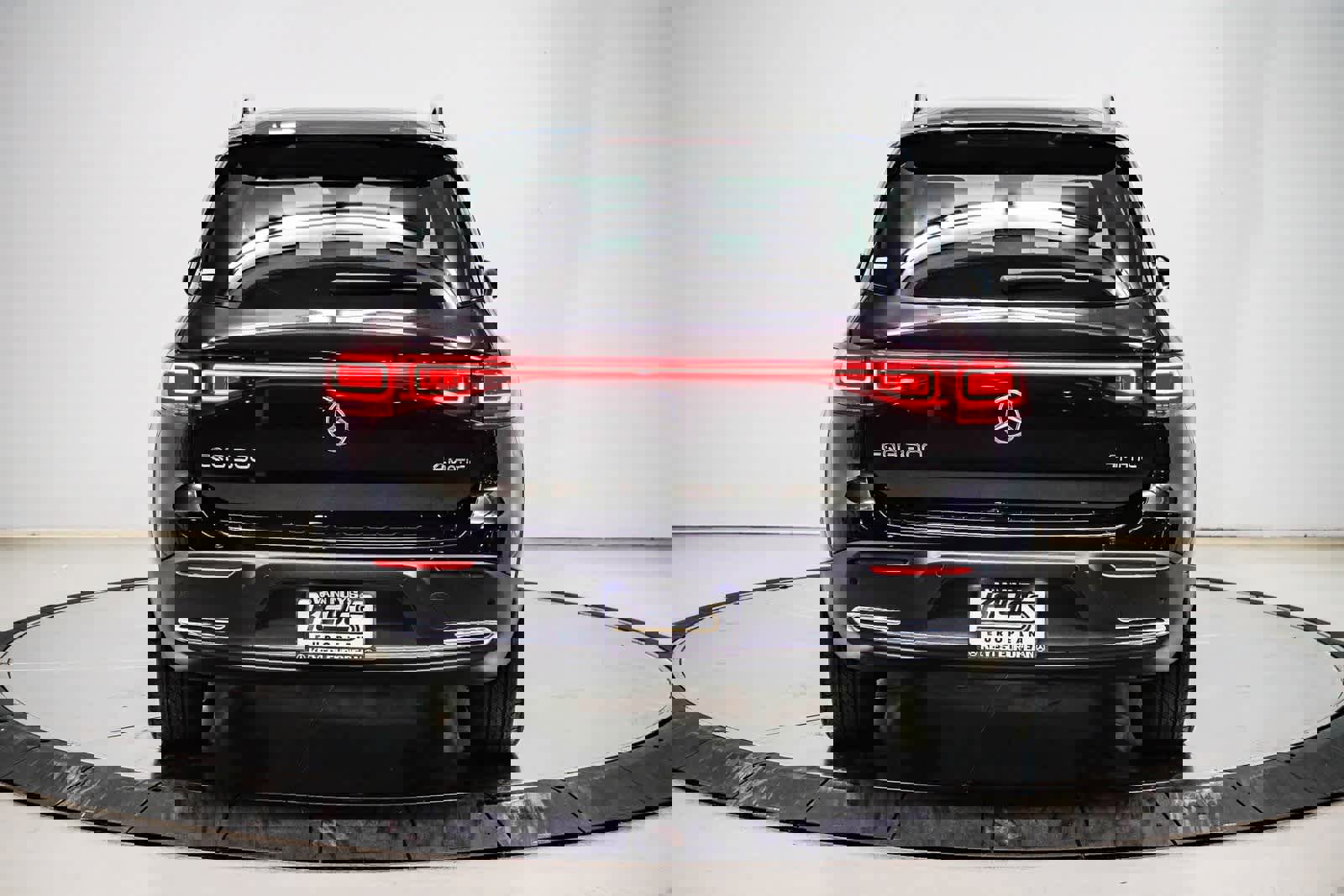 Certified 2023 Mercedes-Benz EQB 300 4MATIC image 3