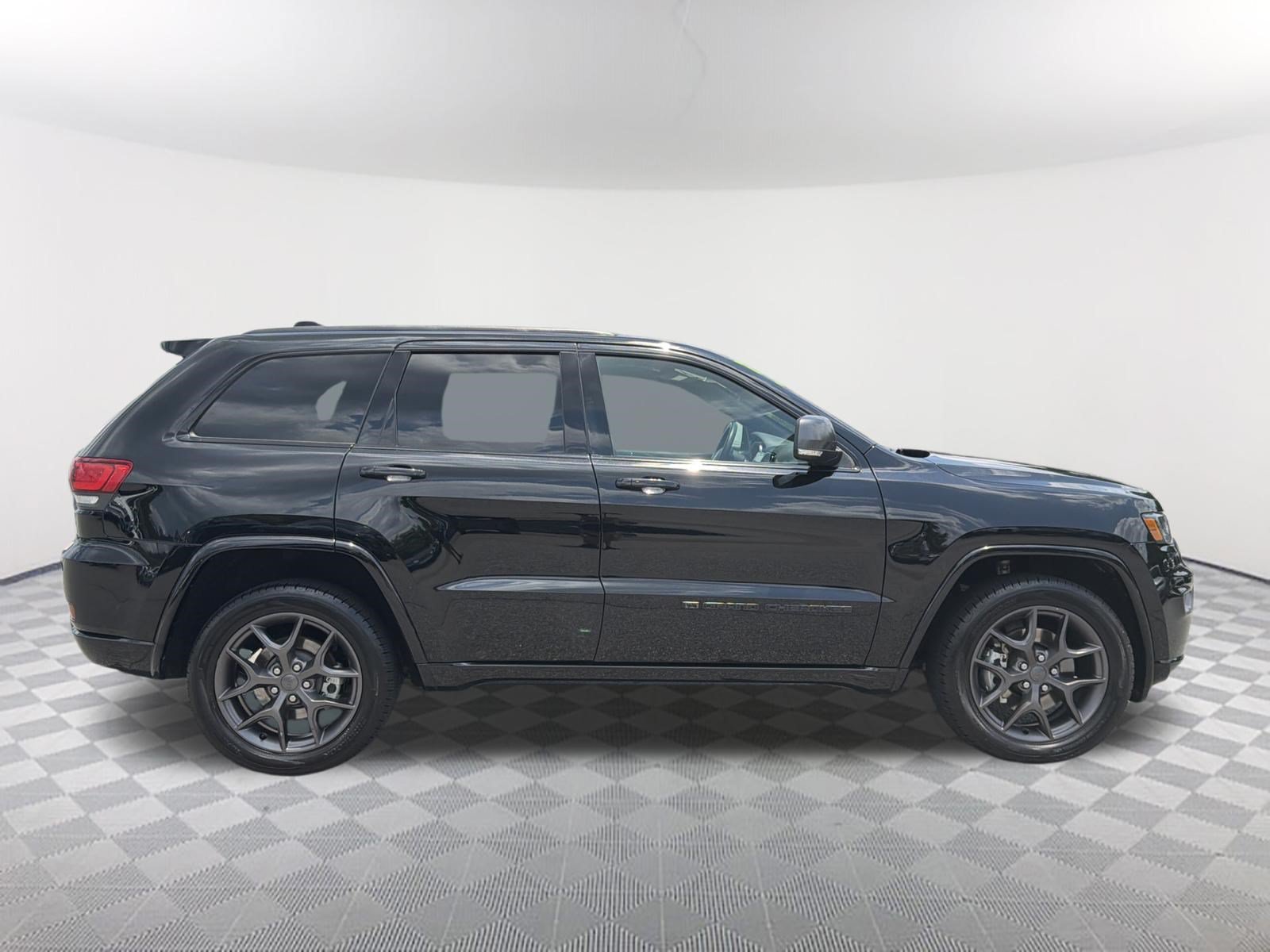 Used 2021 Jeep Grand Cherokee Limited w/ Quick Order Package 28K 80th AWD/4WD image 17