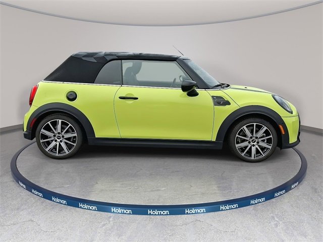 Certified 2023 MINI Cooper S w/ Sidewalk Package image 4