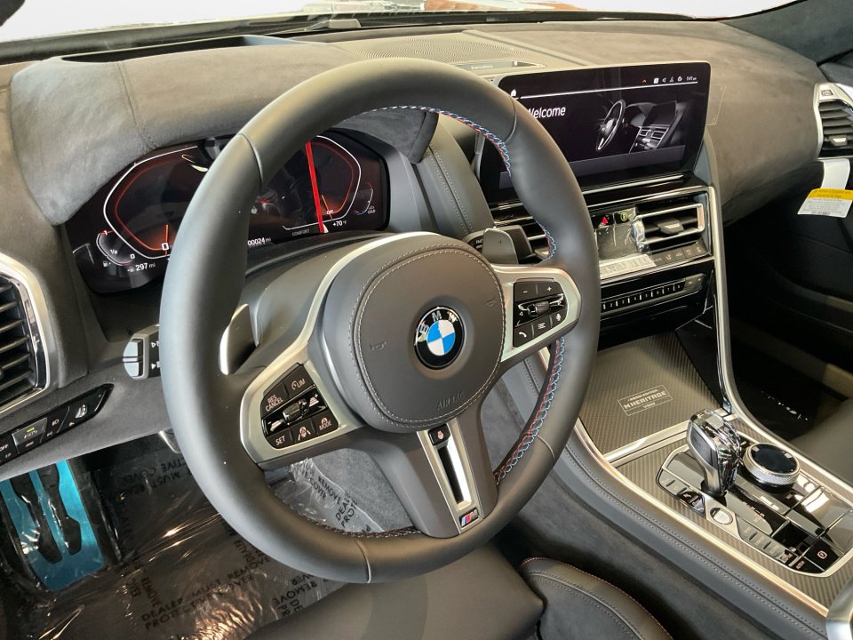 New 2026 BMW M850i xDrive image 10