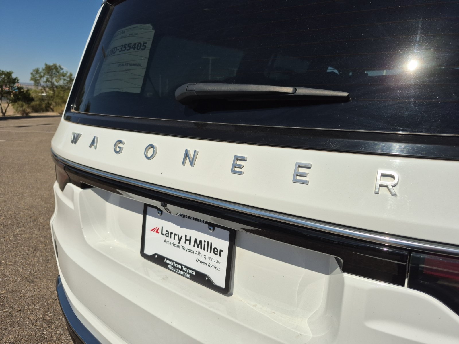 Used 2024 Jeep Wagoneer 4WD w/ Convenience Group I image 24