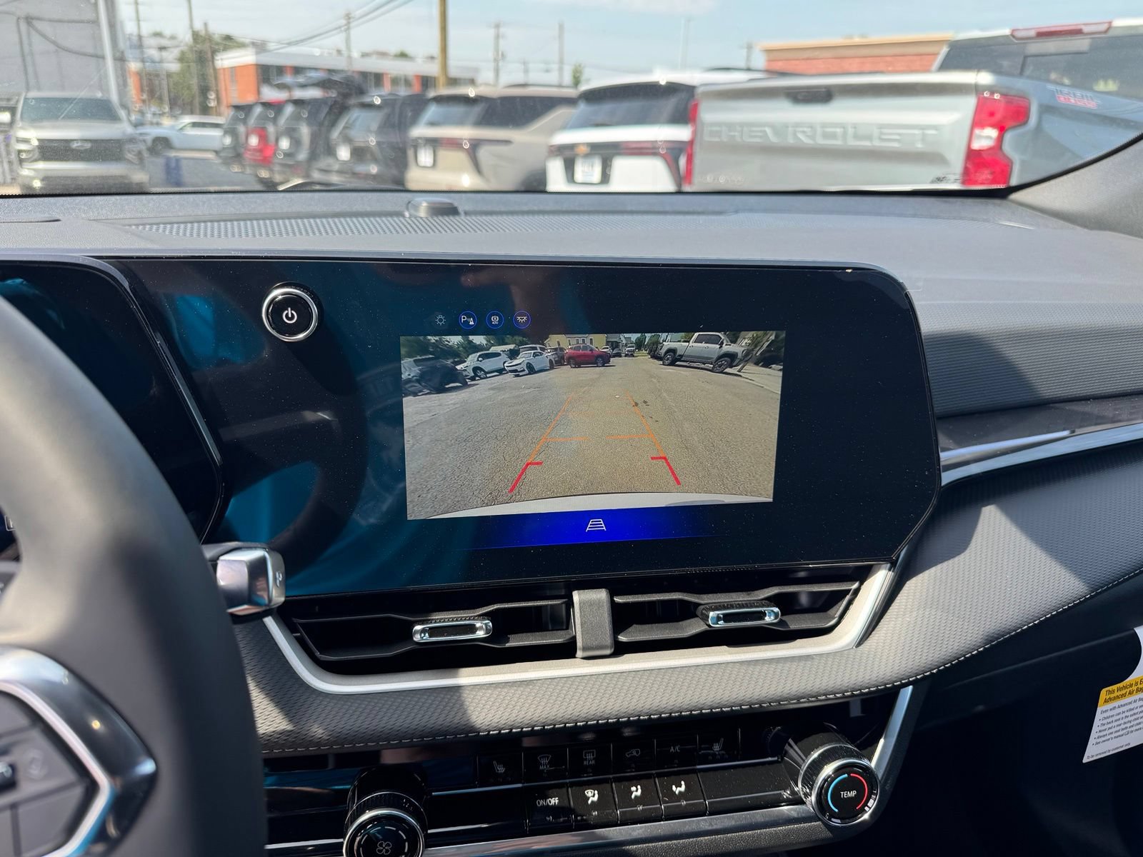 New 2027 Chevrolet Equinox LT FWD image 19