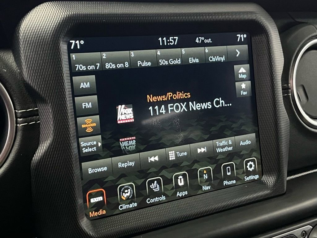 Used 2020 Jeep Wrangler Unlimited Sahara image 26