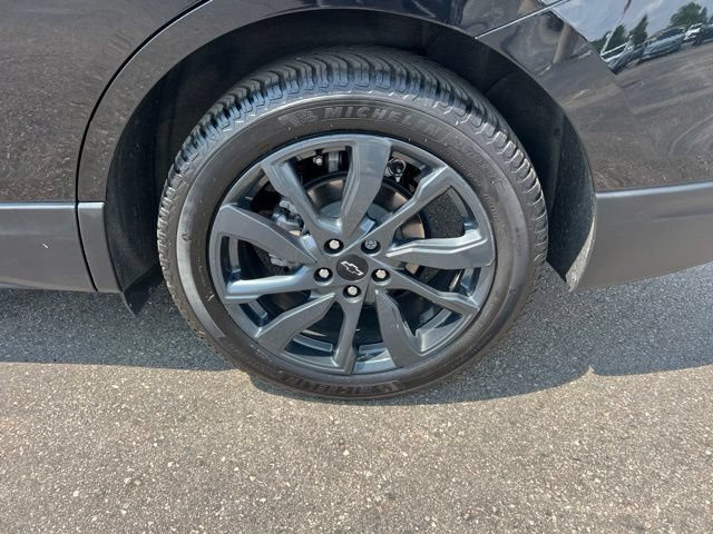 Used 2024 Chevrolet Equinox RS FWD image 9