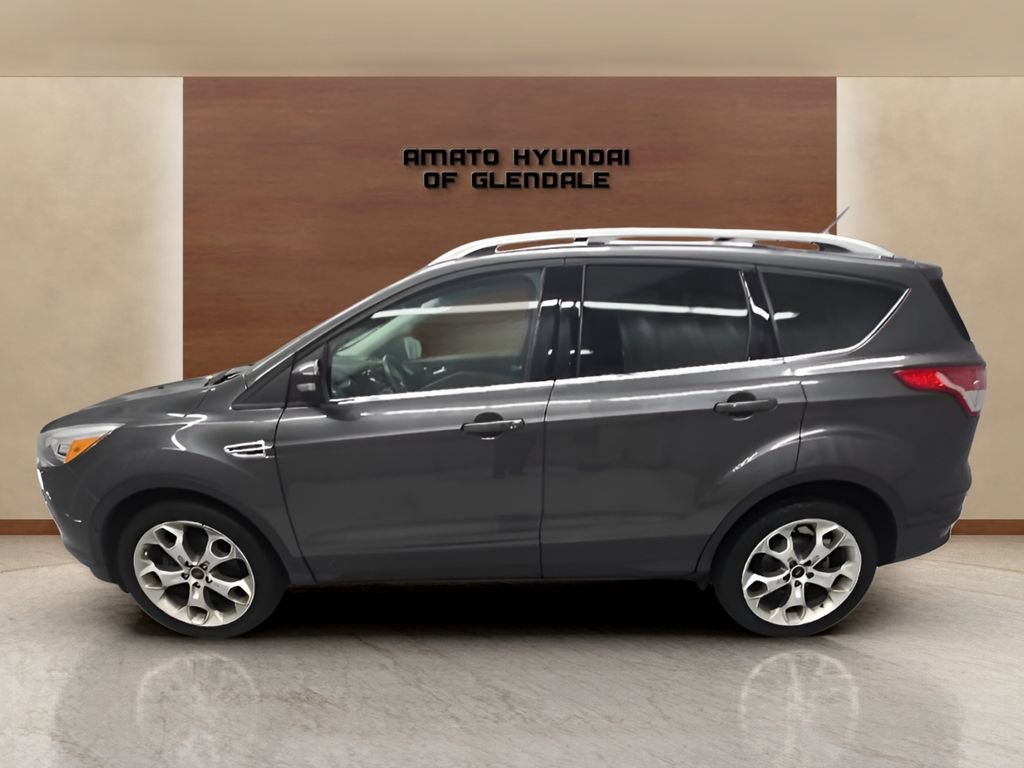 Used 2016 Ford Escape Titanium w/ Equipment Group 301A AWD/4WD image 3