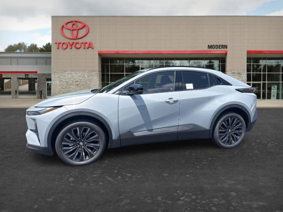 New 2026 Toyota C-HR AWD/4WD image 1