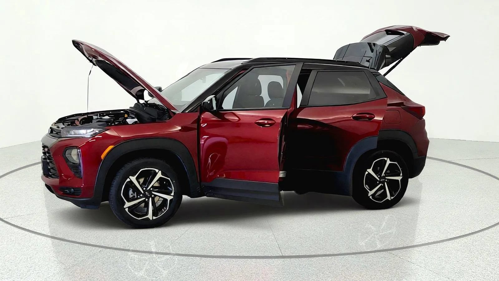 Used 2023 Chevrolet TrailBlazer RS w/ Sun and Liftgate Package AWD/4WD image 9