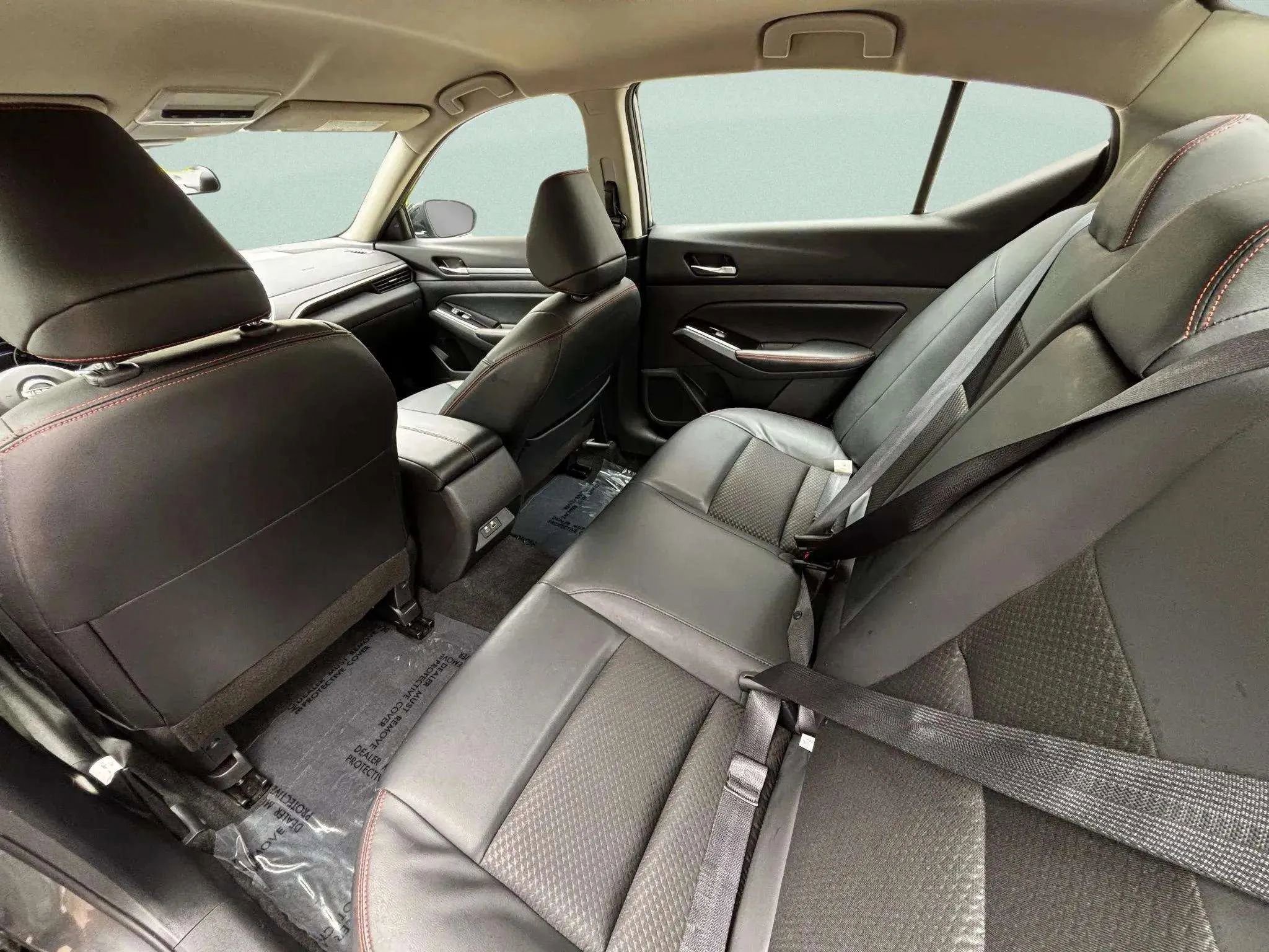 Used 2024 Nissan Altima 2.5 SR image 17