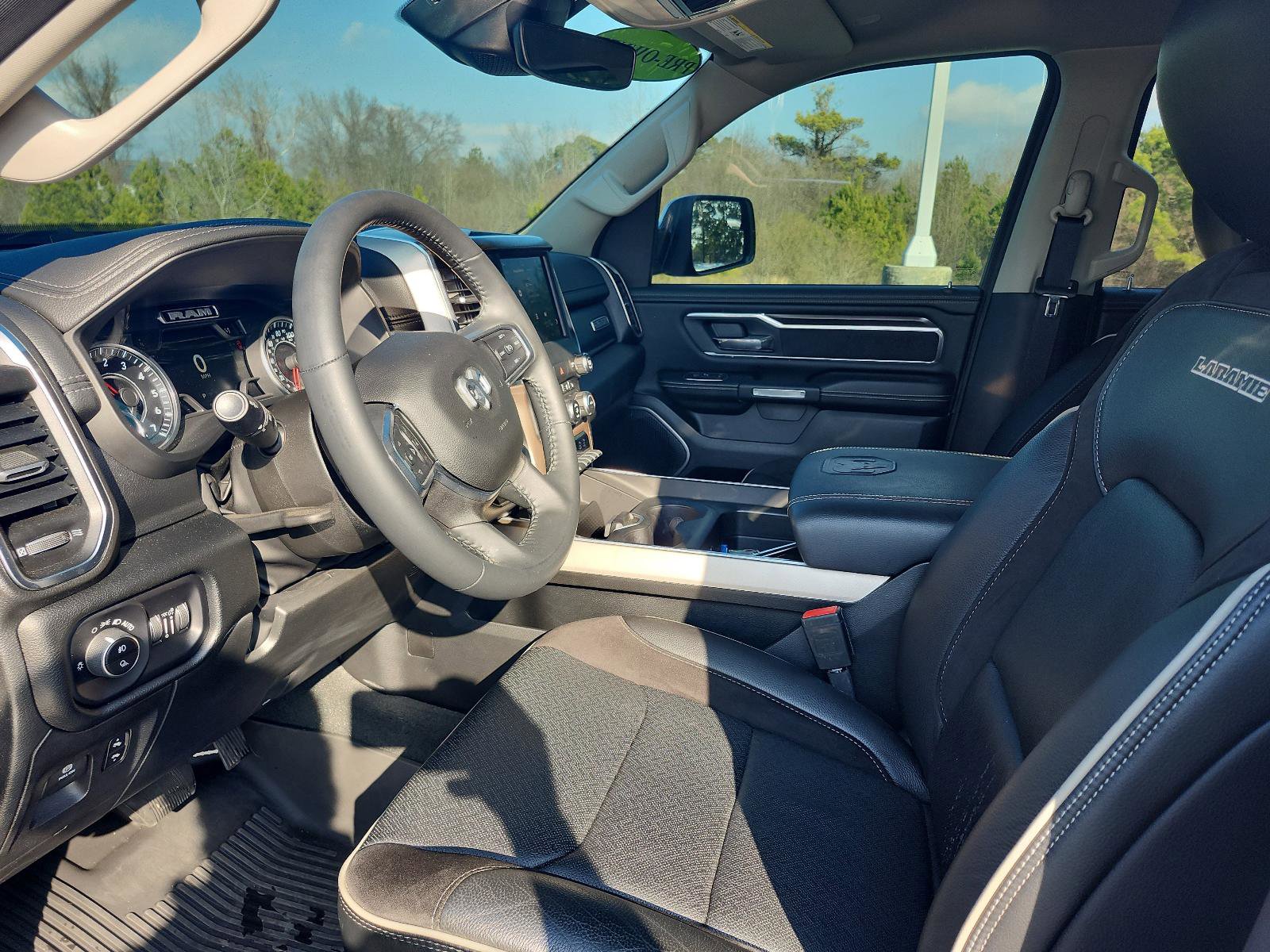 Used 2022 RAM 1500 Laramie image 14