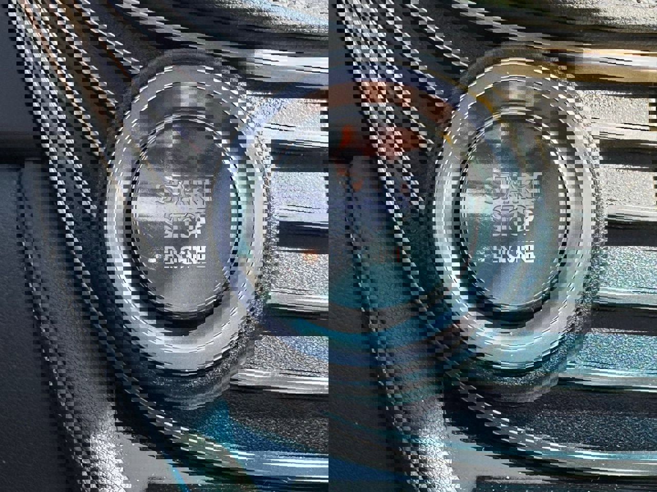 Used 2021 Lexus LS 500 w/ Luxury Package image 37