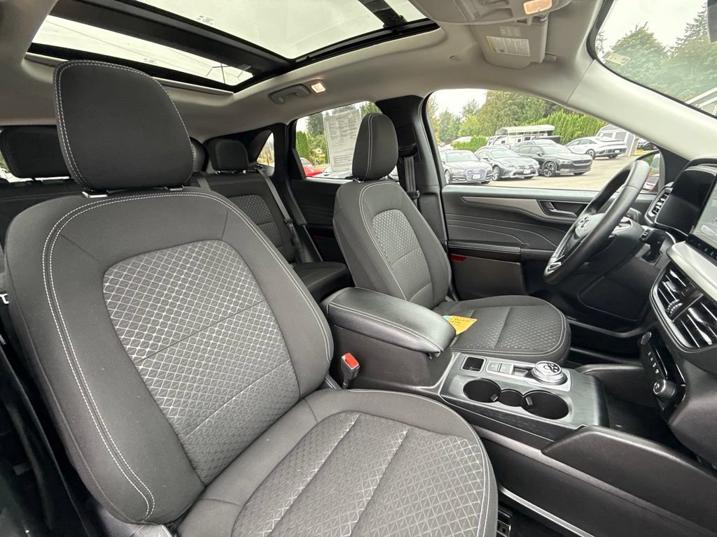 Used 2024 Ford Escape Active w/ Tech Pack #1 AWD/4WD image 19