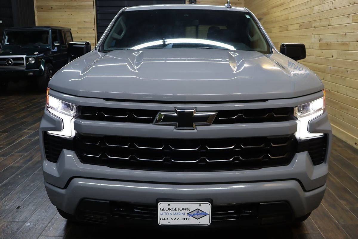 Used 2024 Chevrolet Silverado 1500 RST AWD/4WD image 7