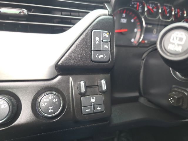 Used 2016 GMC Yukon SLT w/ Open Road Package image 25