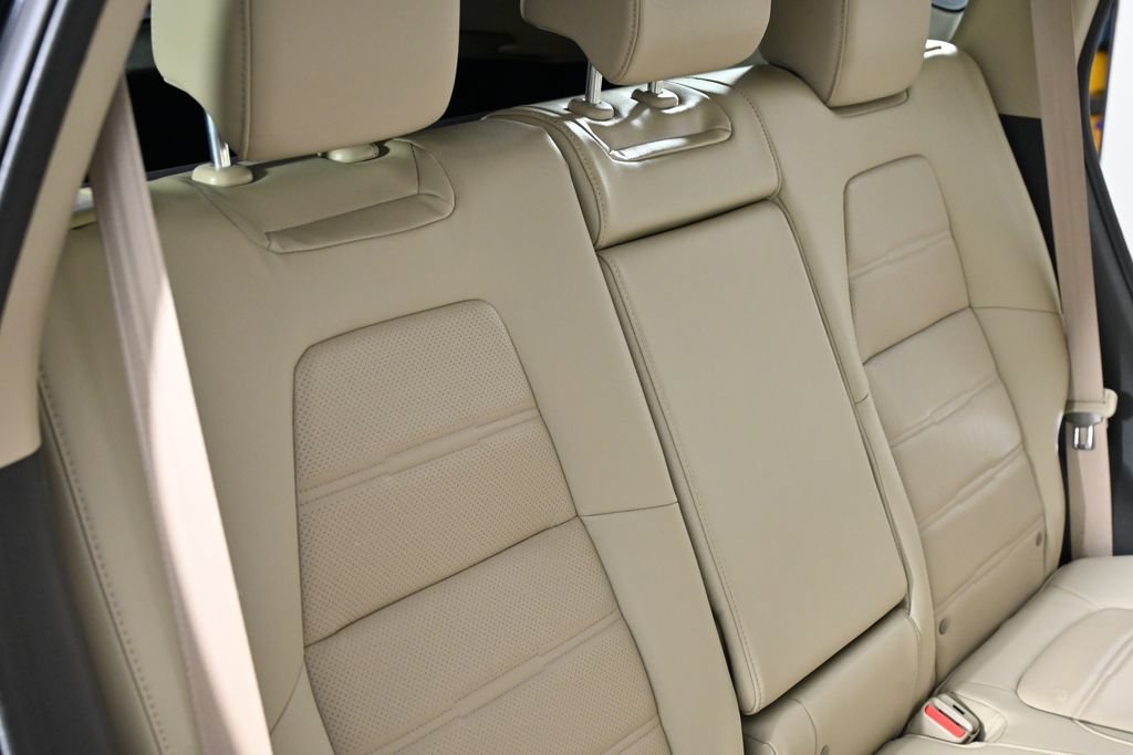 Used 2018 Honda CR-V Touring image 25