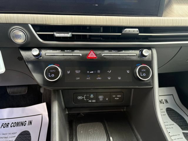 Used 2025 Hyundai Sonata SEL FWD image 19
