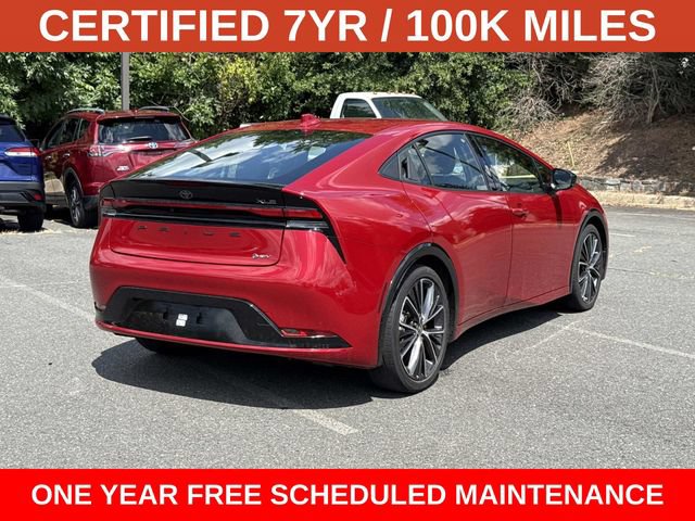 Used 2023 Toyota Prius XLE FWD image 2