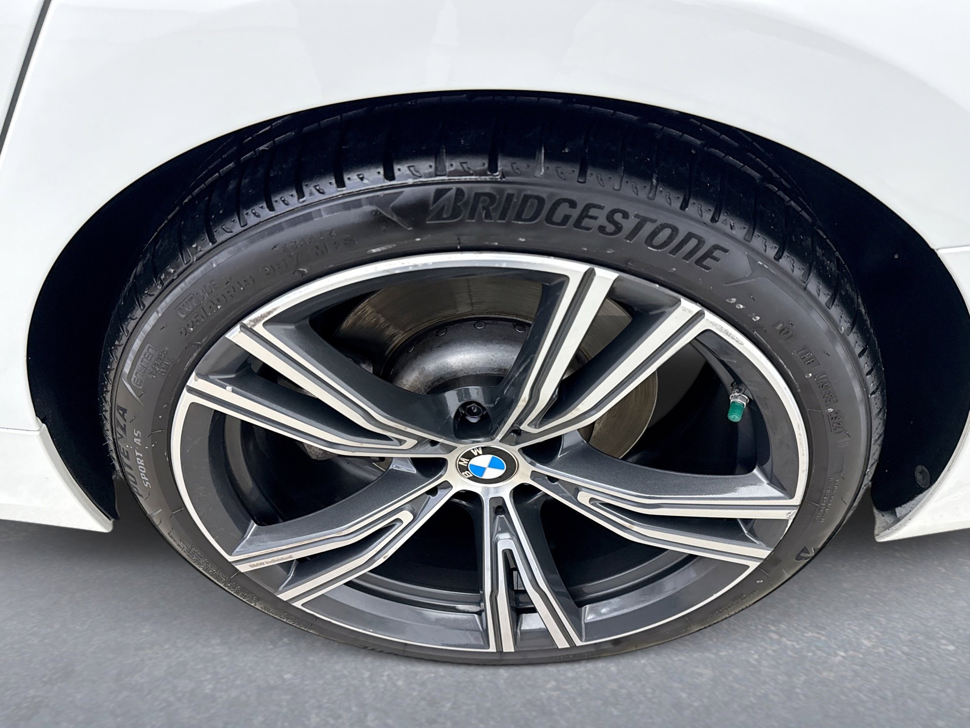 Used 2021 BMW 330i xDrive 330XI AWD w/ Convenience Package image 21