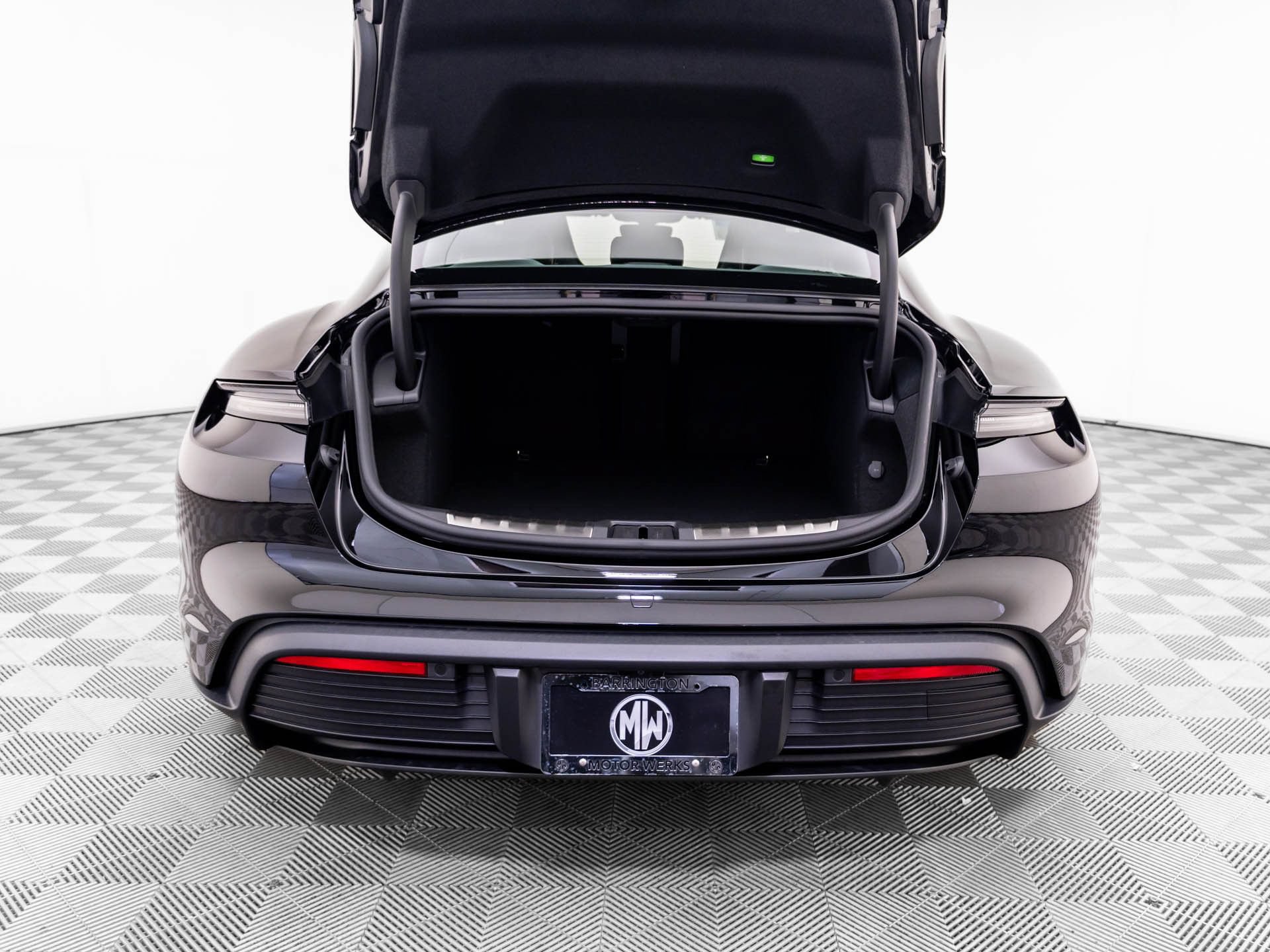 New 2026 Porsche Taycan AWD/4WD image 32