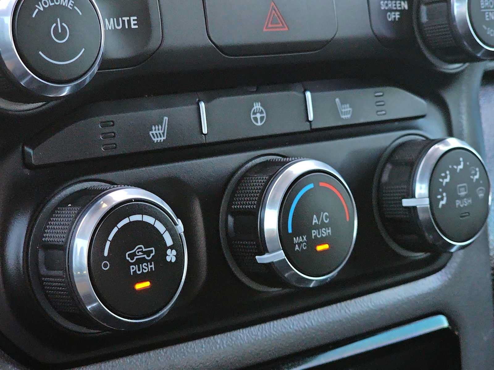 Used 2023 RAM 1500 Big Horn AWD/4WD image 28