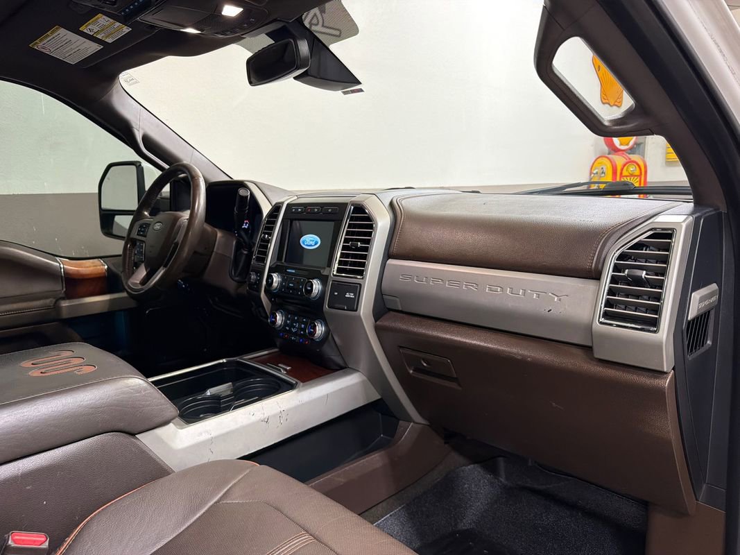 Used 2017 Ford F250 King Ranch w/ FX4 Off-Road Package AWD/4WD image 41