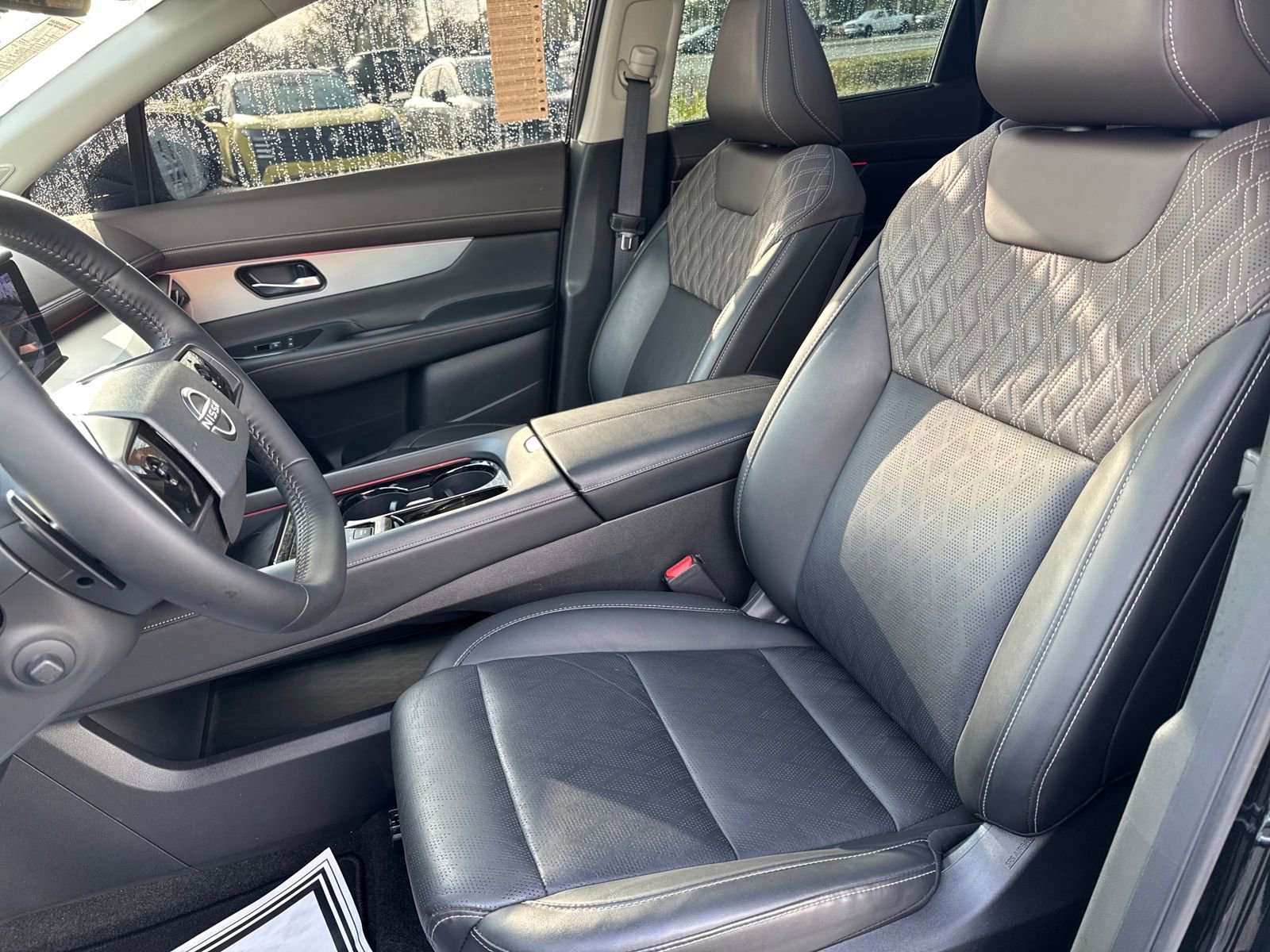 Certified 2025 Nissan Murano Platinum w/ Cargo Package image 29