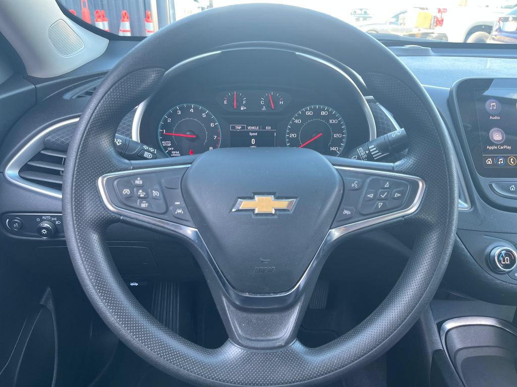 Used 2025 Chevrolet Malibu LT FWD image 18