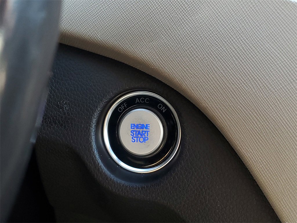 Used 2017 Hyundai Santa Fe Sport w/ 2.0T Ultimate Tech Package 05 image 31