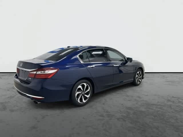 Used 2017 Honda Accord EX-L image 4