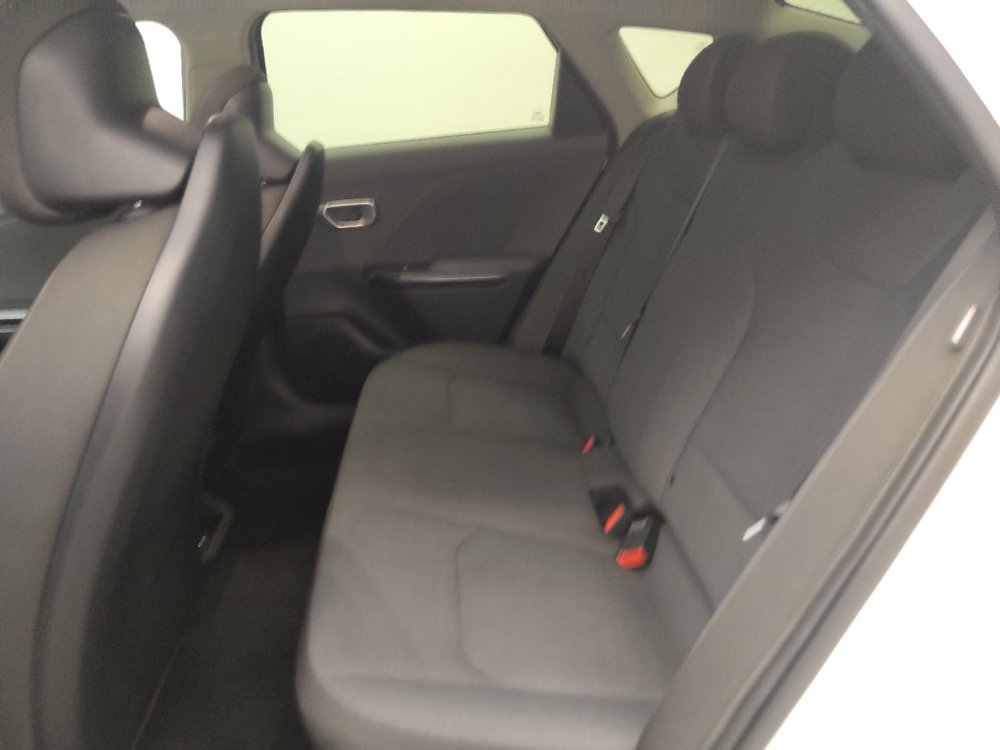 Used 2025 Kia K4 FWD image 18