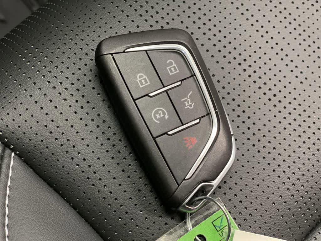 Certified 2024 Cadillac Lyriq Luxury w/ LPO, Floor Liner Package AWD/4WD image 30