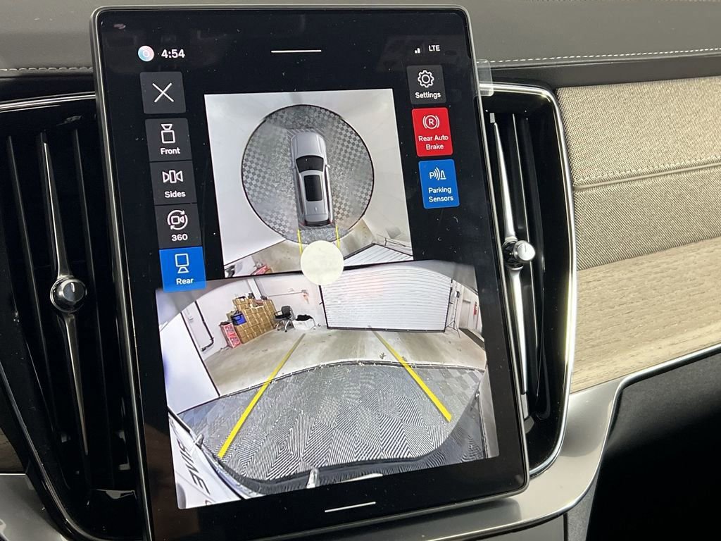 New 2026 Volvo XC90 T8 Ultra w/ Protection Package image 14