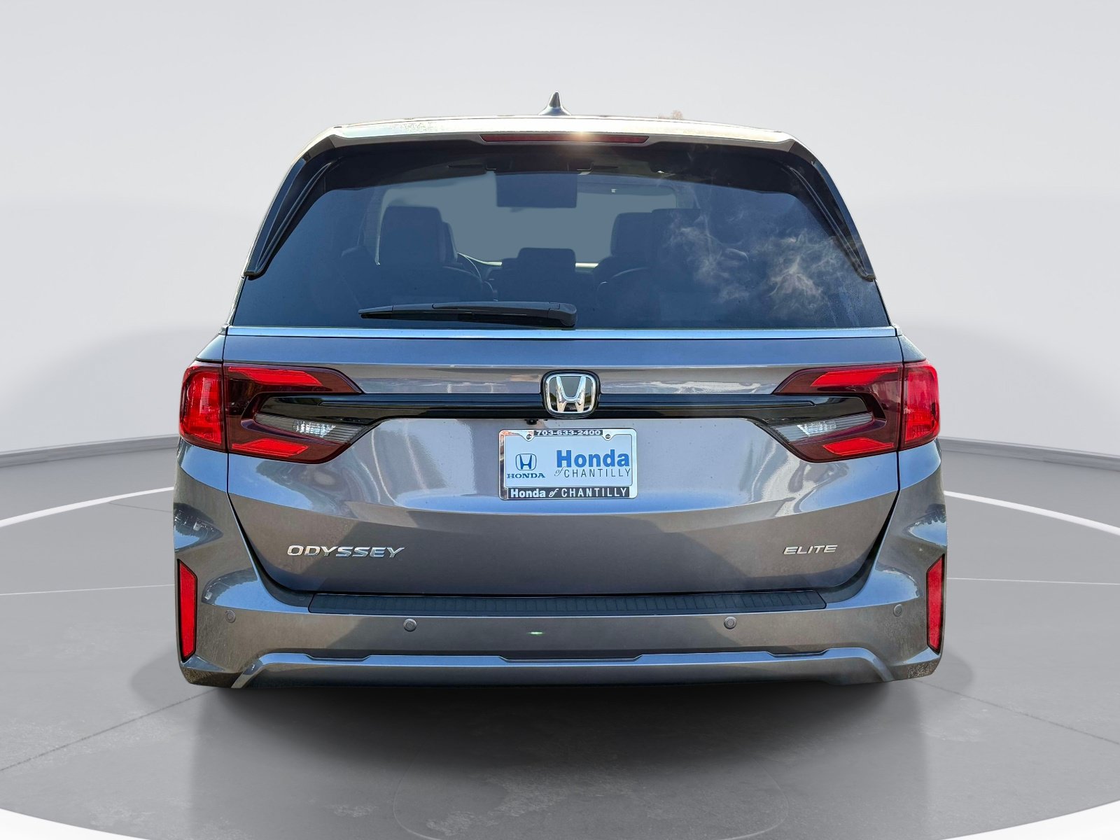 New 2027 Honda Odyssey Elite image 3