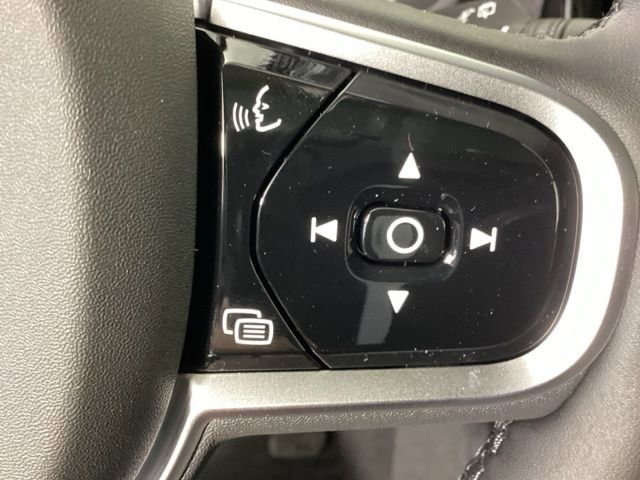 New 2026 Volvo XC90 B6 Ultra w/ Protection Package image 31